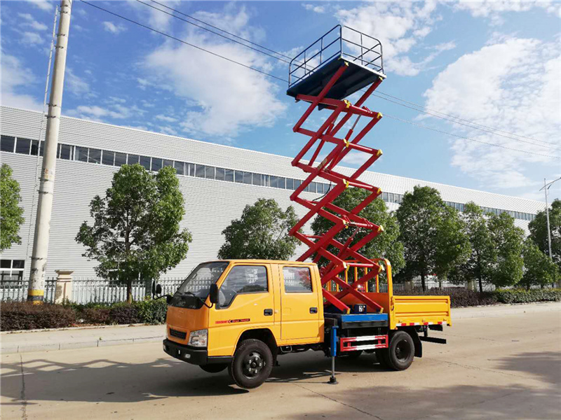 江铃双排高空作业车6米8米10米-垂直剪叉升降平台车